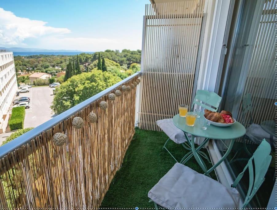 Superb T4 Souplex In Giens Appartement Hyères